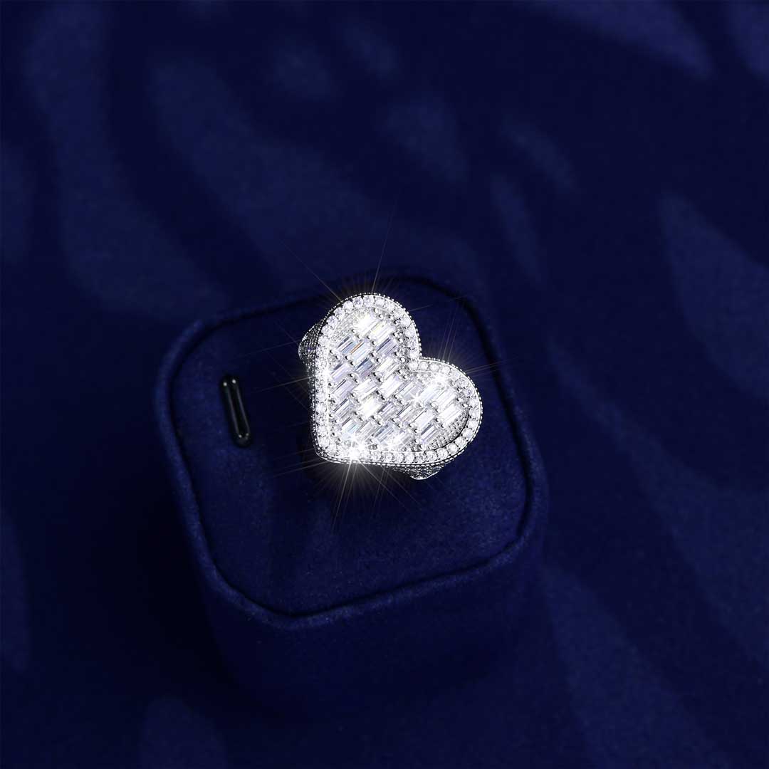 ICED BAGUETTE HEART SHAPE RING