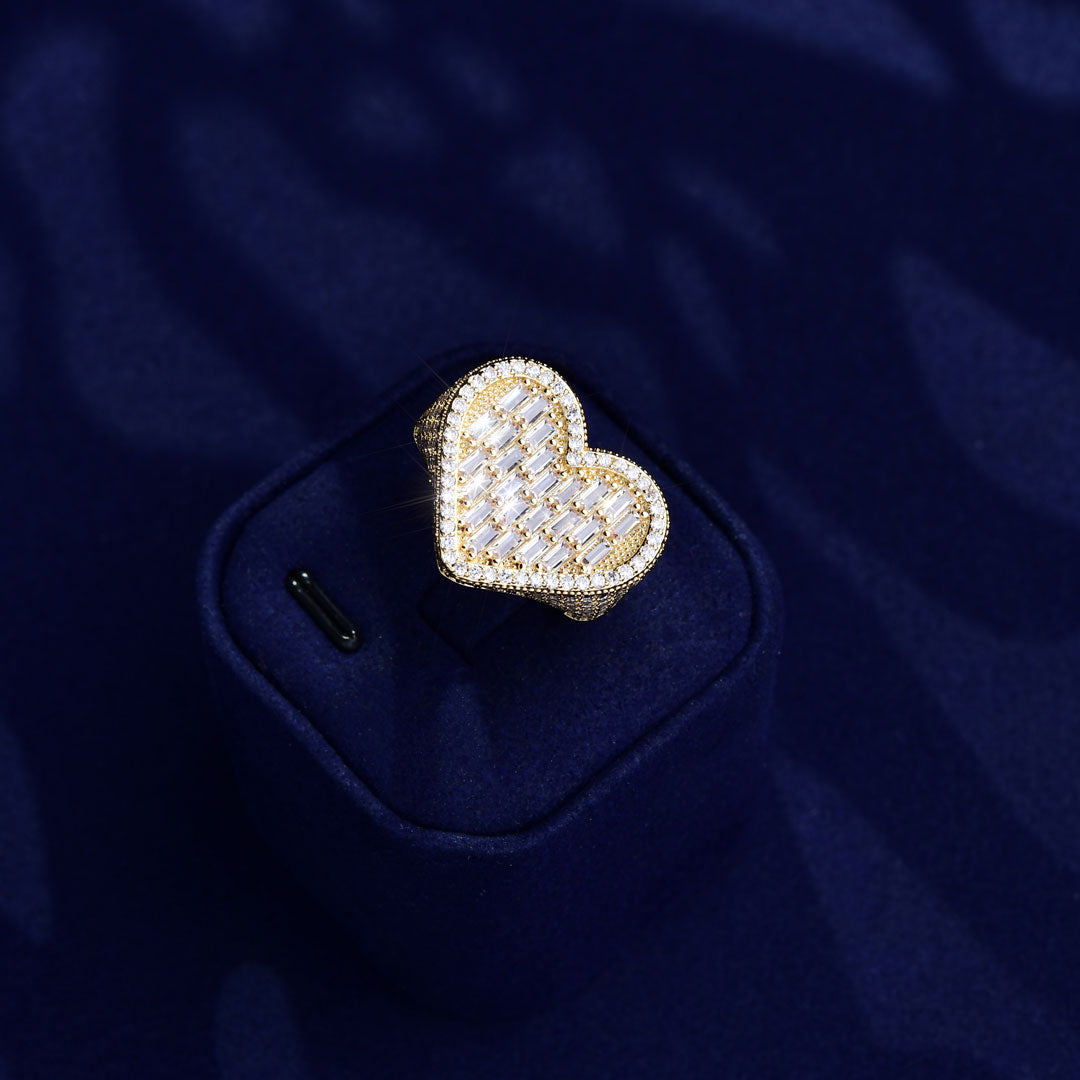 ICED BAGUETTE HEART SHAPE RING