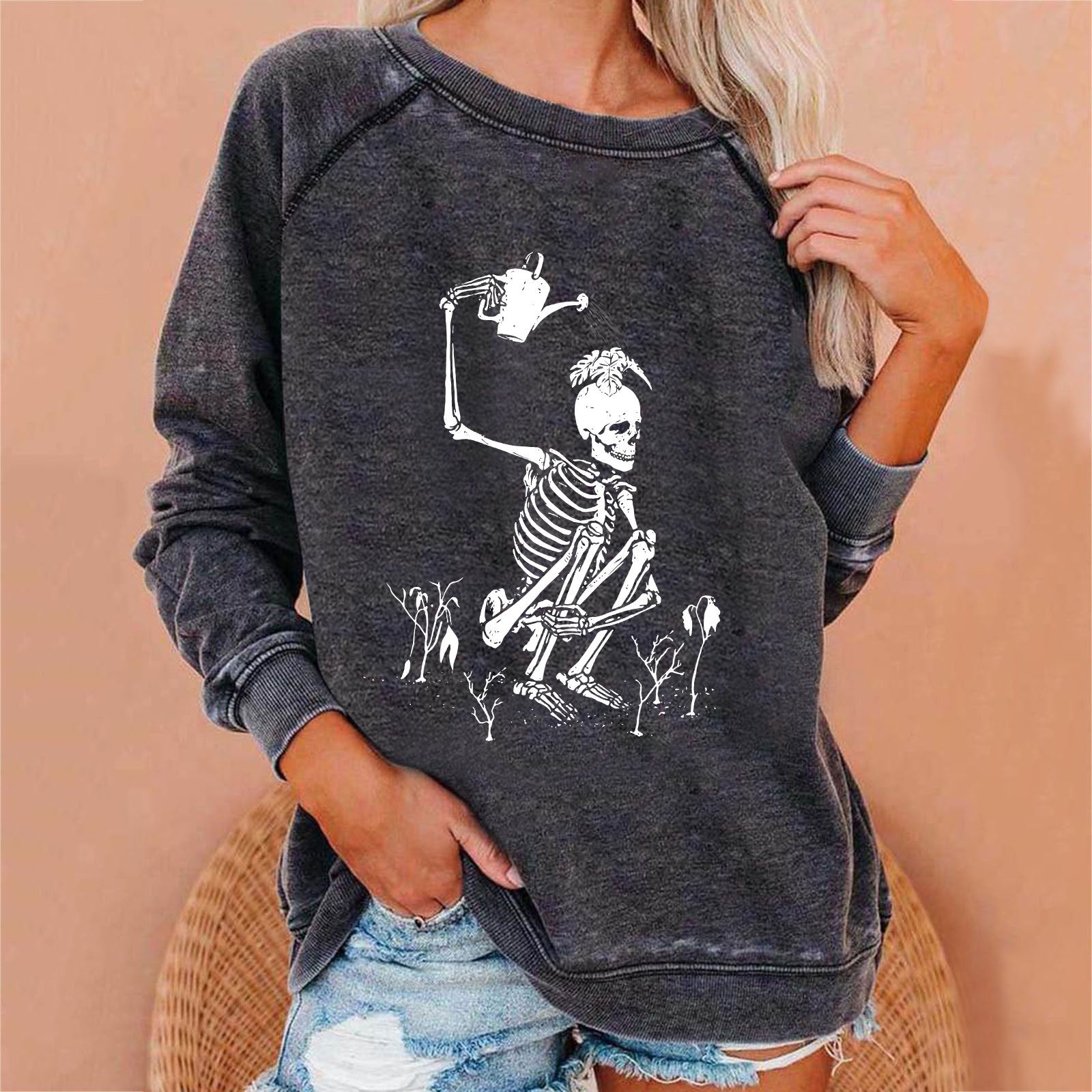 Winter new Amazon eBay loose women's top Halloween skull fun funny print sweater women